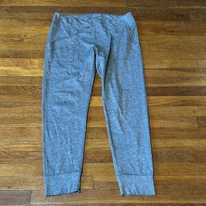 Aerie chill play move Women’s Gray Stretchy Joggers, XL